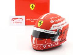 Charles Leclerc #16 Scuderia Ferrari Fórmula 1 2022 capacete 1:2 Bell