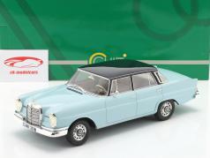Mercedes-Benz 220SE (W111) 建設年 1966 ライトブルー / 濃紺 1:18 Cult Scale