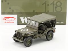 Jeep Willys MB と ソフトトップ US Army 建設年 1941 オリーブグリーン 1:18 Welly