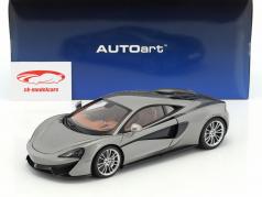 McLaren 570S Ano de construção 2016 cinza prateado metálico 1:18 AUTOart