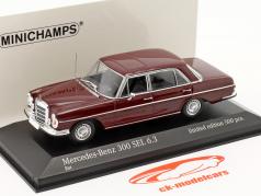 Mercedes-Benz 300 SEL 6.3 (W109) ano de construção 1968 vermelho escuro 1:43 Minichamps