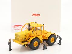 Kirovets K-700 A tracteur avec personnages jaune 1:32 Schuco