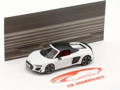 Audi R8 Spyder Performance V10 ano de construção 2021 Branco 1:64 KengFai