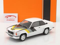 Opel Ascona B 400 ano de construção 1982 Branco / amarelo / Cinza 1:18 Ixo