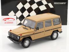 Mercedes-Benz G型 LWB (W460) 建设年份 1980 浅褐色的 1:18 Minichamps