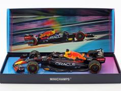 M. Verstappen Red Bull RB18 #1 winnaar Miami GP formule 1 Wereldkampioen 2022 1:18 Minichamps