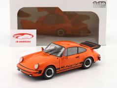 Porsche 911 Carrera 3.2 ano de construção 1984 laranja 1:18 Solido