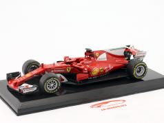 Sebastian Vettel Ferrari SF70H #5 方式 1 2017 1:24 Premium Collectibles