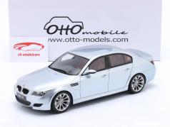 BMW 5 serie M5 Phase 2 (E60) Byggeår 2008 sølv 1:18 OttOmobile