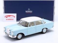 Mercedes-Benz 220 S (W111) Bouwjaar 1965 Lichtblauw / wit 1:18 Norev