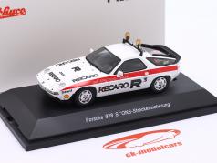 Porsche 928 S ONS Safety Car hvid / rød 1:43 Schuco
