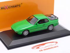 Porsche 924 Année de construction 1976 vert 1:43 Minichamps