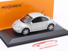 Volkswagen VW New Beetle （タイプ 9C) 建設年 1998 銀 1:43 Minichamps