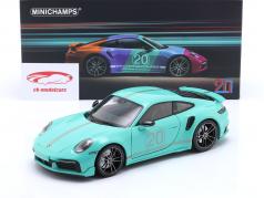Porsche 911 (992) Turbo S Coupe Sport Design 2021 menta verde 1:18 Minichamps