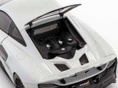 McLaren 675 LT Construction year 2016 silica white 1:18 AUTOart