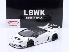LB Silhouette Works Lamborghini Huracan GT 2019 hvid 1:18 AUTOart