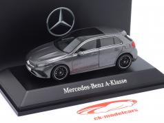 Mercedes-Benz A-Klasse (W177) 山灰 1:43 Spark
