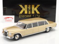 Mercedes-Benz 600 Pullman LWB (W100) Año de construcción 1964 oro metálico 1:18 KK-Scale