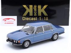 BMW 3.0 S (E3) 2 Series Ano de construção 1971 azul metálico 1:18 KK-Scale