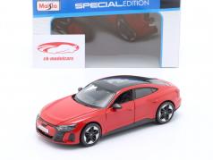 Audi RS e-tron GT 建设年份 2022 探戈 红色的 1:24 Maisto