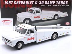 Chevrolet C30 Ramp Truck "Holley Speed Shop" Bouwjaar 1967 wit 1:18 GMP