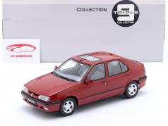 Renault 19 Anno di costruzione 1994 rosso metallico 1:18 Triple9