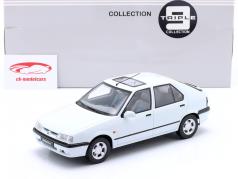 Renault 19 Année de construction 1994 Arctique blanc métallique 1:18 Triple9