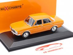 Audi 100 建设年份 1969 橙子 1:43 Minichamps