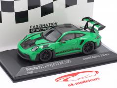 Porsche 911 (992) GT3 RS Weissach-Paket 2023 grøn / sort 1:43 Minichamps