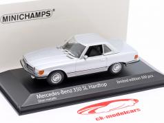 Mercedes-Benz 350 SL (R107) Techo rígido Año de construcción 1974 plata metálico 1:43 Minichamps