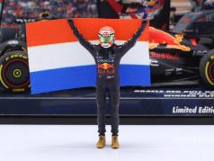 M. Verstappen Red Bull RB18 #1 ganhador Holandês GP Fórmula 1 Campeão mundial 2022 1:43 Minichamps