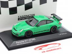 Porsche 911 (997.1) GT3 RS Año de construcción 2006 verde con decoración 1:43 Minichamps
