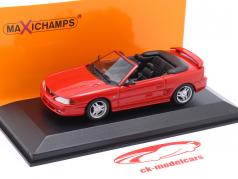 Ford Mustang カブリオレ 建設年 1994 赤 1:43 Minichamps
