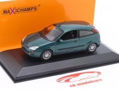 Ford Focus MK1 2门 建设年份 1998 绿色的 金属的 1:43 Minichamps