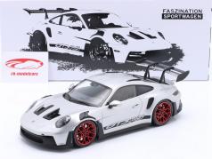 Porsche 911 (992) GT3 RS Anno di costruzione 2023 argento / Rosso cerchi 1:18 Minichamps