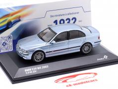 BMW M5 (E39) Año de construcción 2000 azul plateado metálico 1:43 Solido