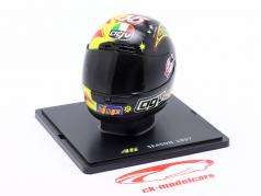 Valentino Rossi #46 Campeão mundial 125ccm 1997 capacete 1:5 Spark Editions