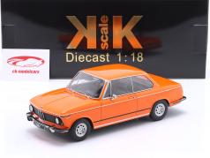 BMW 1502 2. serie Bouwjaar 1974 oranje 1:18 KK-Scale