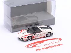 Porsche 918 Spyder #3 建设年份 2013 萨尔茨堡 设计 白色的 / 红色的 1:87 Minichamps
