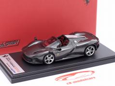 Ferrari Daytona SP3 Open Top Bouwjaar 2021 donkergrijs metalen 1:43 LookSmart
