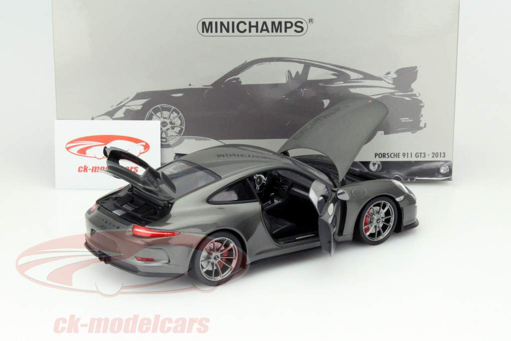 ミニチャンプス　ポルシェ 911 (991) GT3 1/18 グレー 117069001-1.jpg