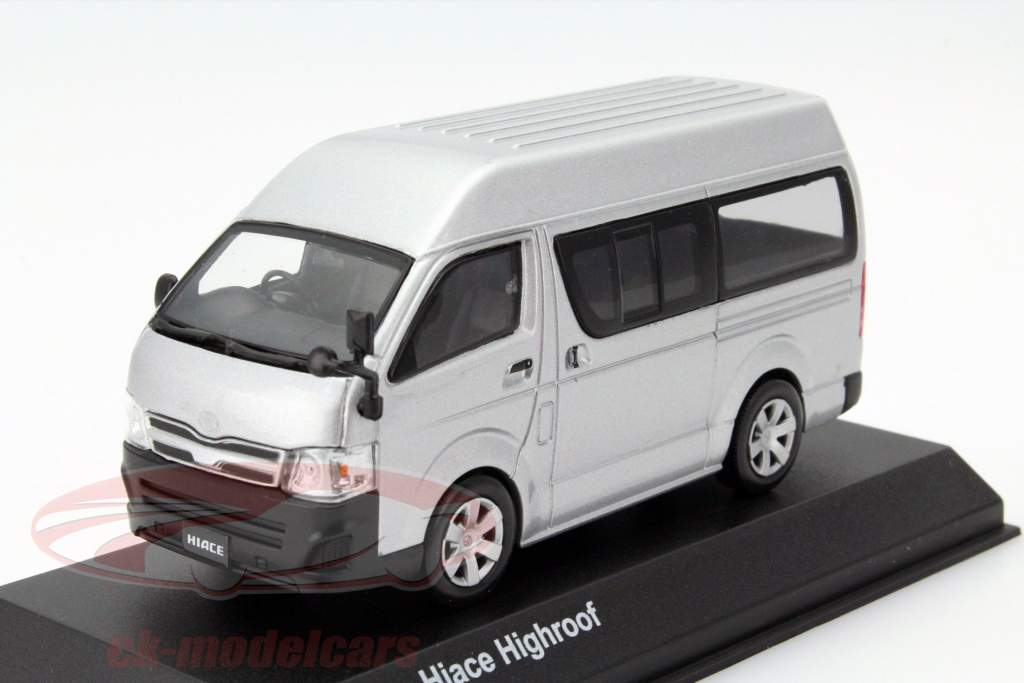 Toyota Hiace High Roof silver 1:43 Kyosho