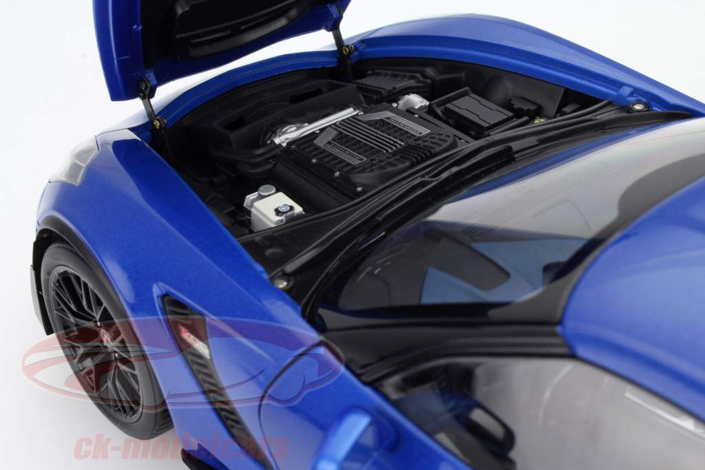 Chevrolet Corvette C7 Z06 ano 2014 laguna azul 1:18 AUTOart