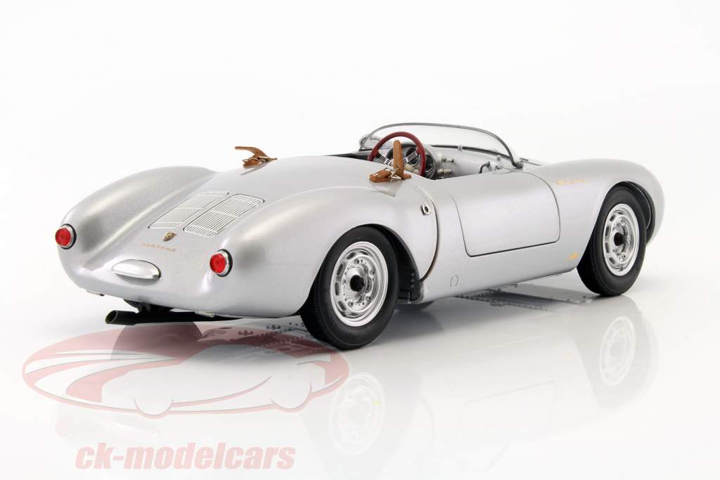 Porsche 550 Spyder anno di costruzione 1956 argento 1:18 Schuco