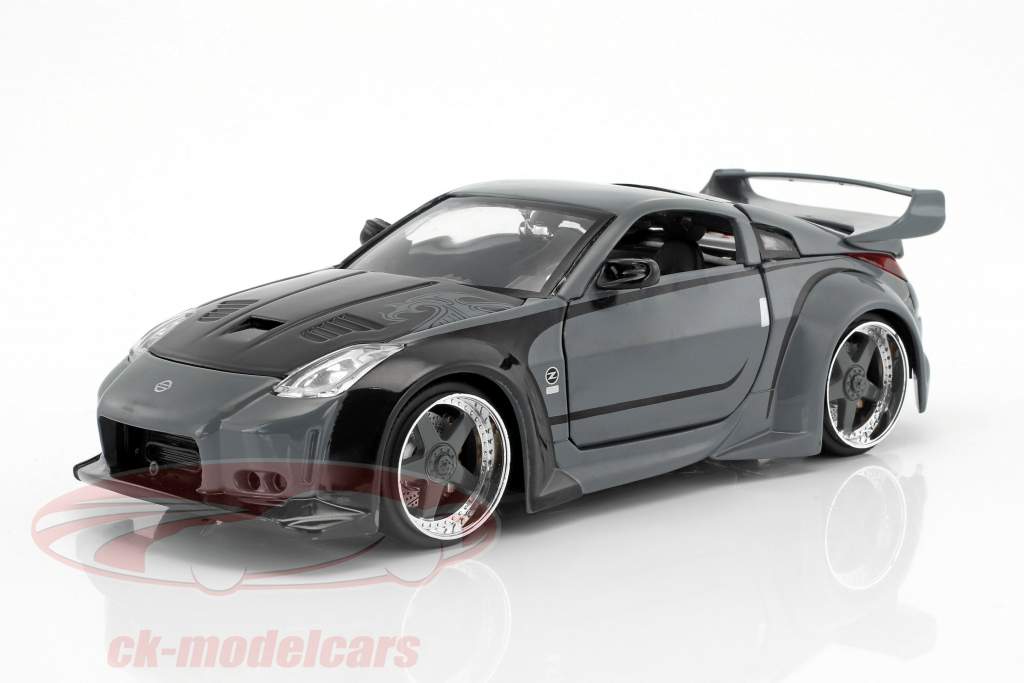 nissan 350z toy
