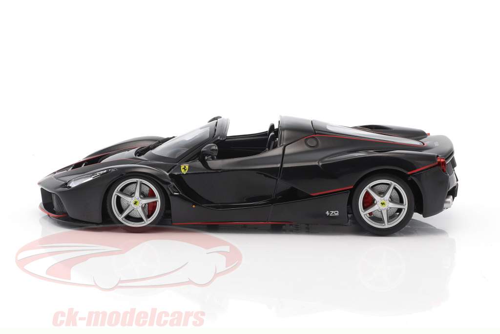 Ferrari LaFerrari Aperta 70th Anniversary Collection negro 1:24 Bburago