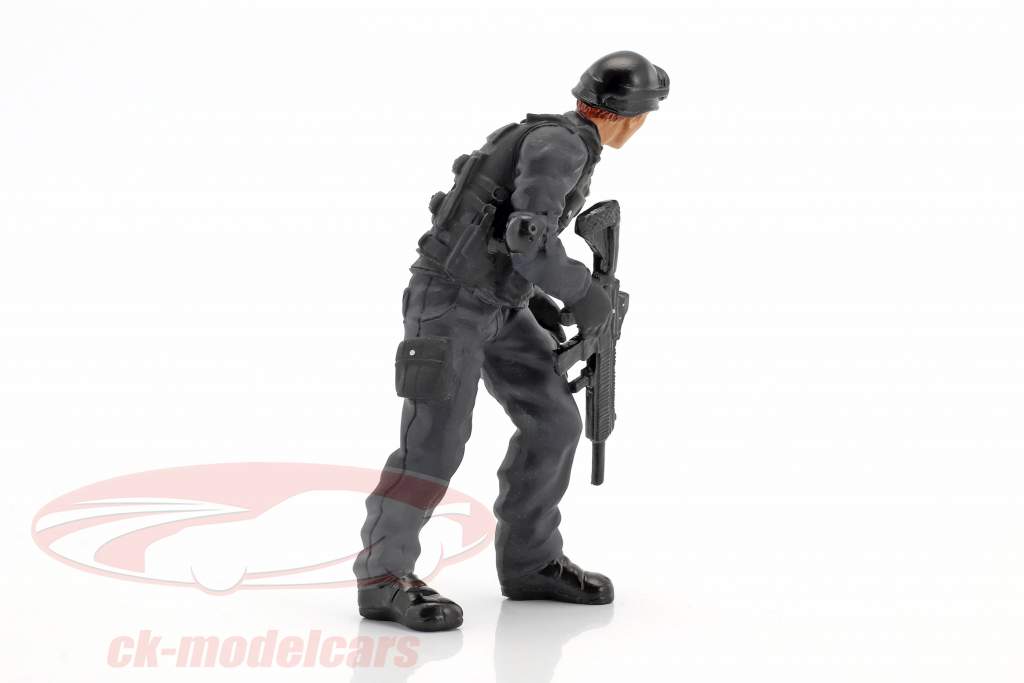 Swat Team rifleman figure 1:18 American Diorama