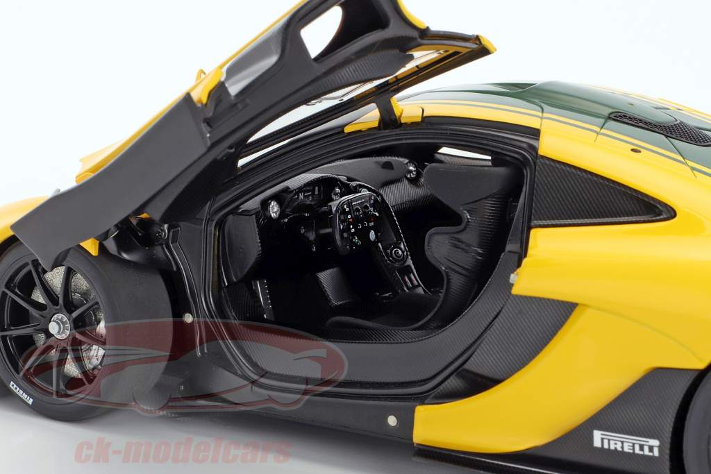 McLaren P1 GTR #51 motore Visualizza Ginevra 2015 giallo / verde / nero 1:18 AUTOart