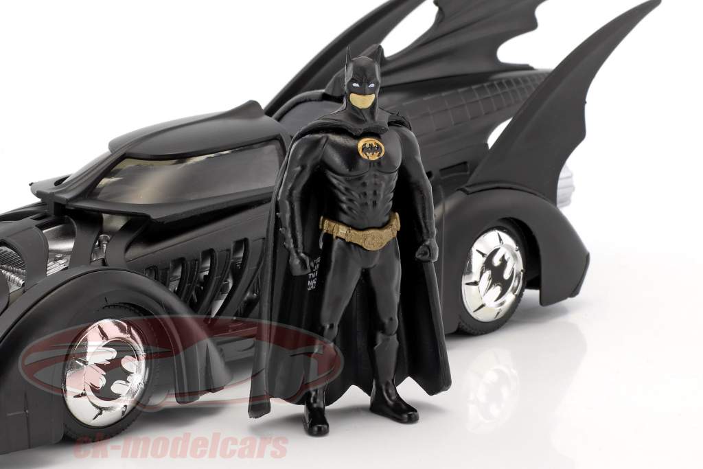Batmobile film Batman Forever (1995) zwart met figuur Batman 1:24 Jada Toys