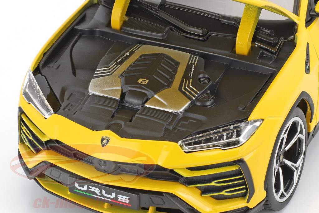 Lamborghini Urus yellow 1:18 Bburago
